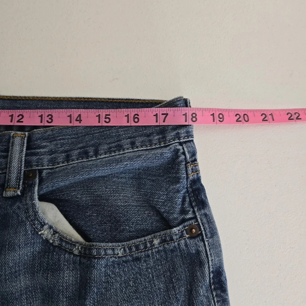 Vintage Levis 559 Relaxed Straight Jeans Mens 36x30 Medium Wash Blue Denim Y2K